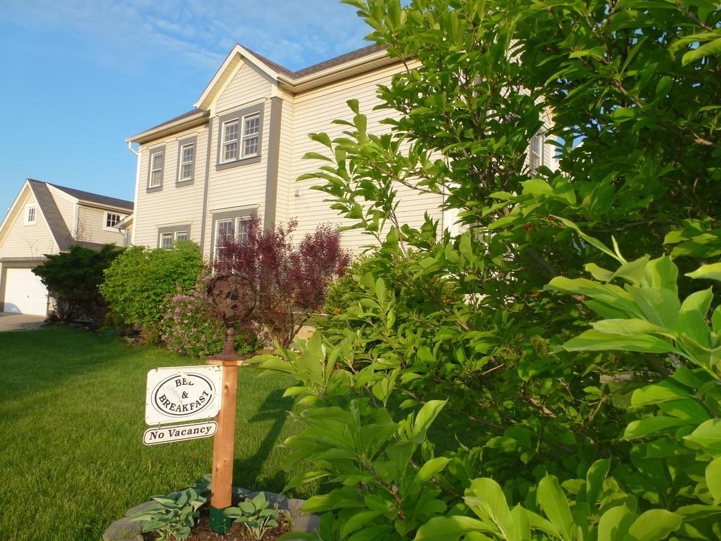 Globetrotters B&B Niagara-on-the-Lake ภายนอก รูปภาพ