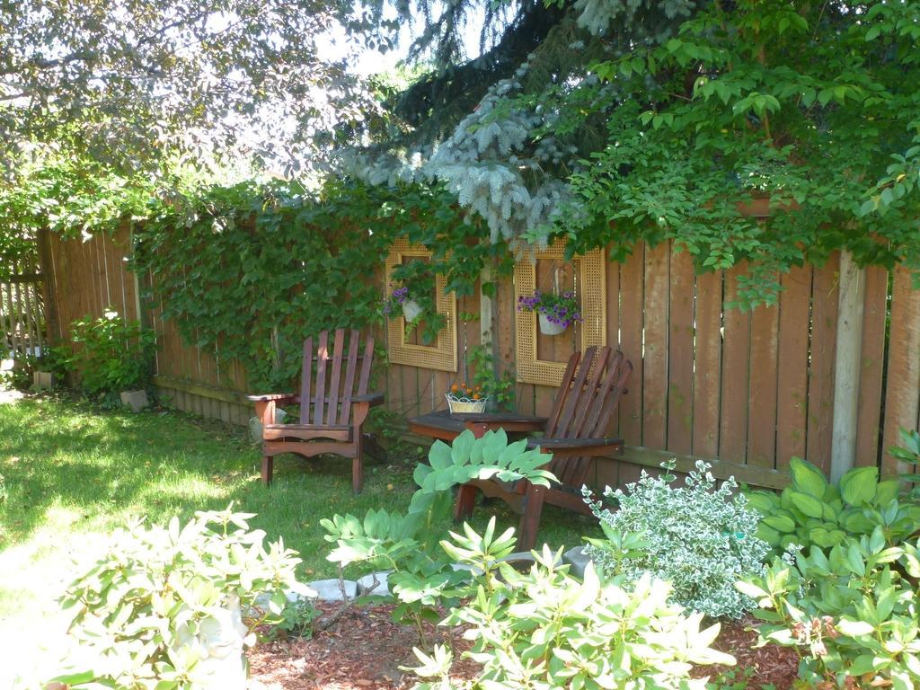 Globetrotters B&B Niagara-on-the-Lake ภายนอก รูปภาพ