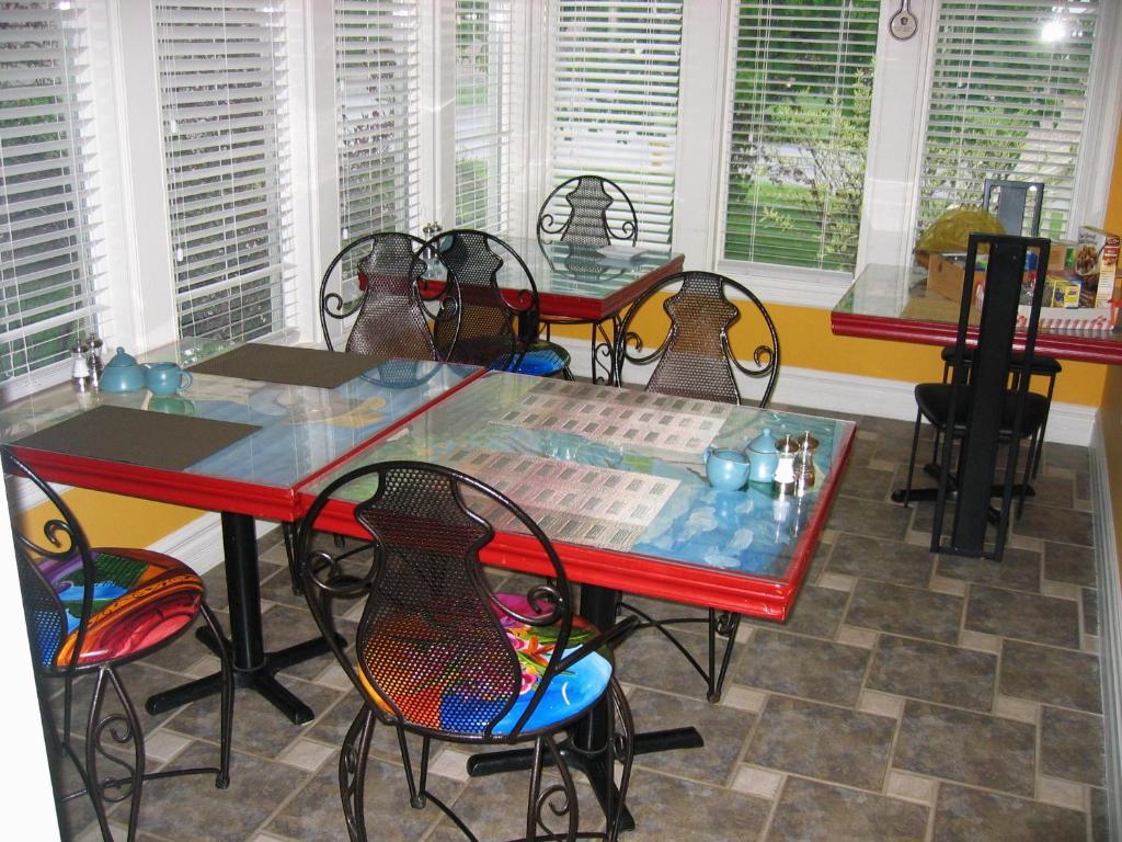 Globetrotters B&B Niagara-on-the-Lake ภายนอก รูปภาพ